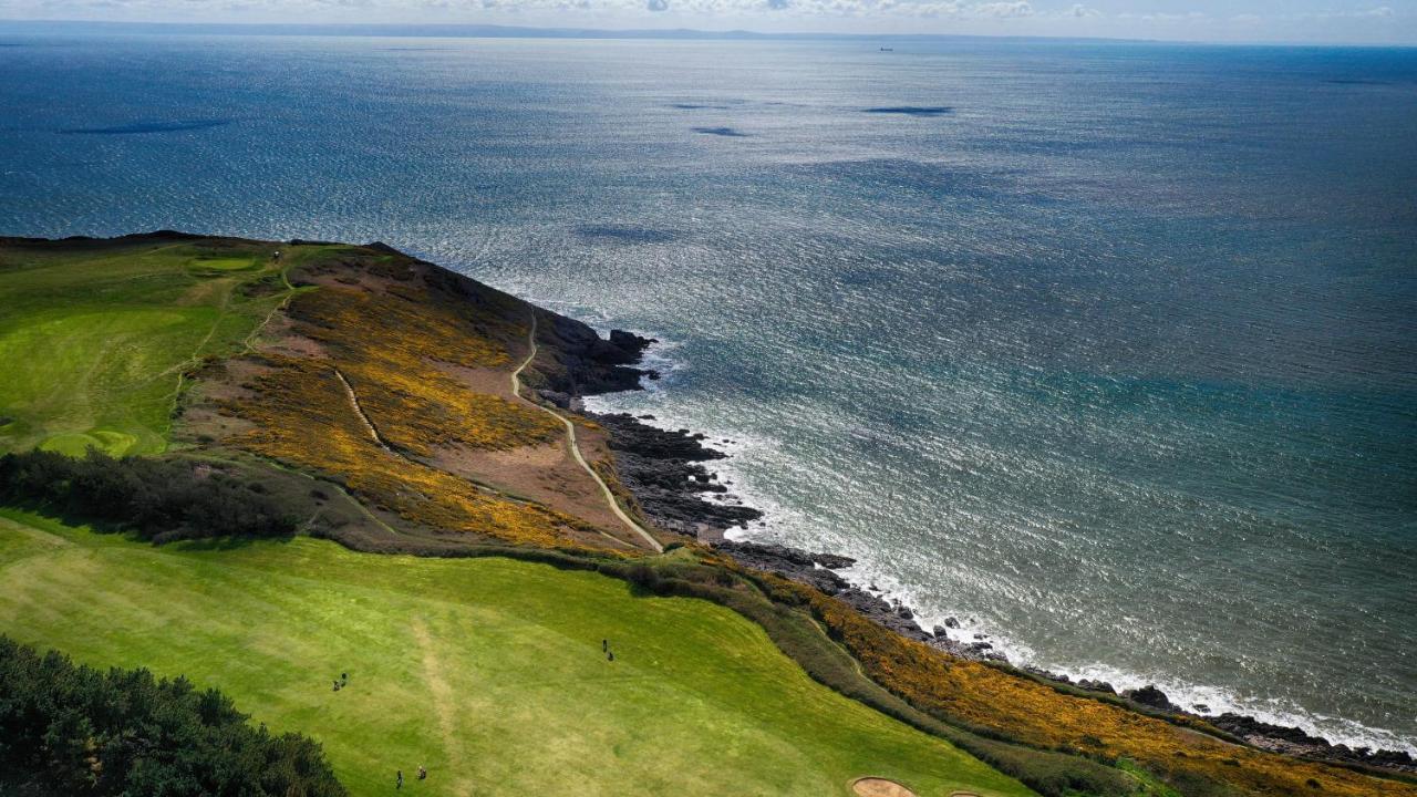Caswell Beach Chalet 70 Located In Gower Peninsula Swansea Exterior photo